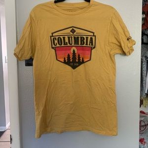 COLUMBIA T-shirt